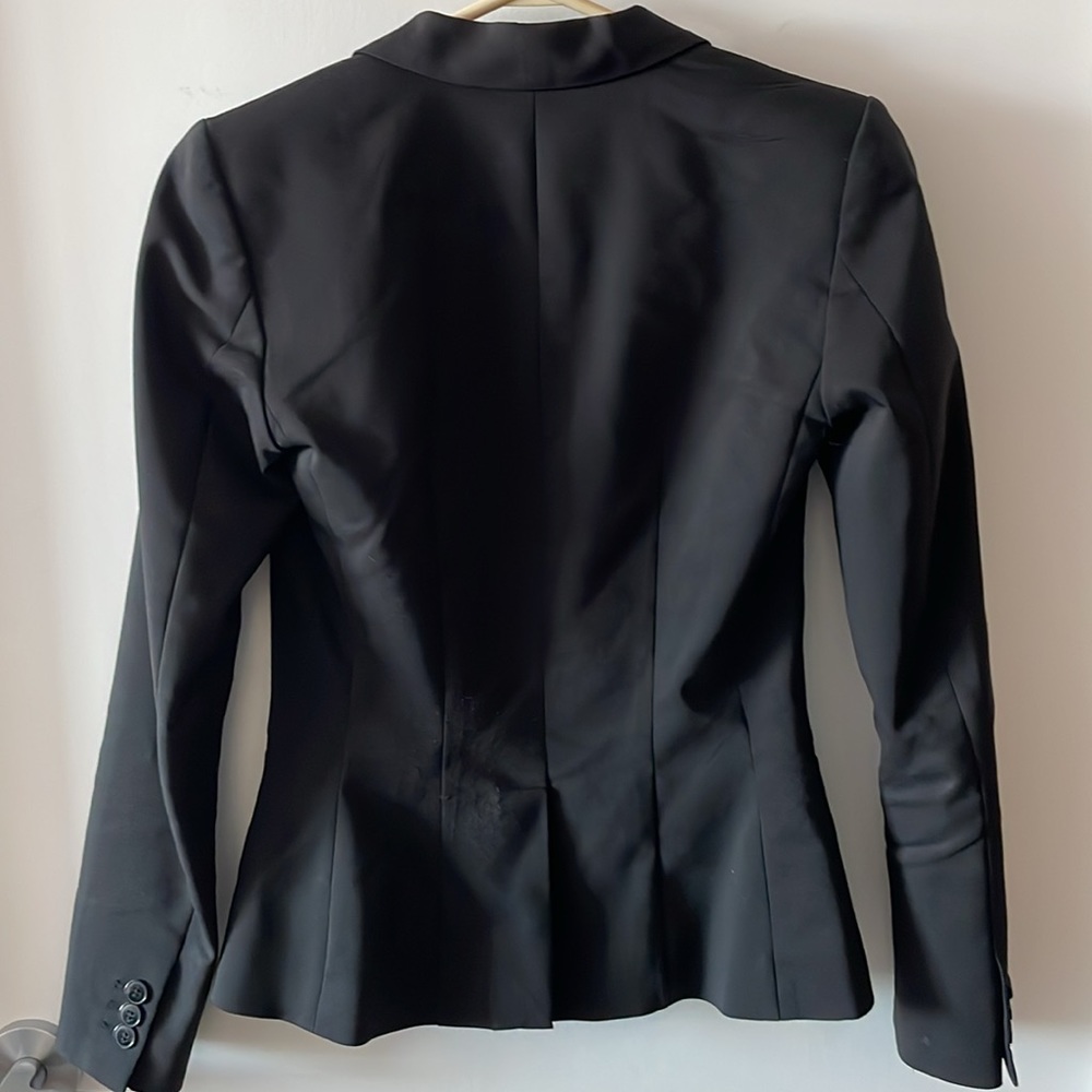 H&M Blazer - Picture 2 of 4